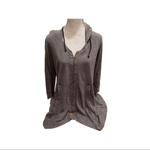 Long, zip up hoodie with monochromatic pattern